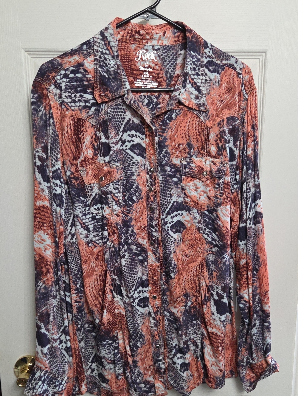 Wrangler Coral and Gray Snake-Print Button Down Shirt
